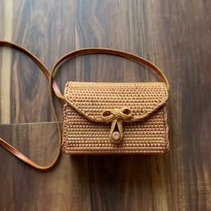 Rattan purse
